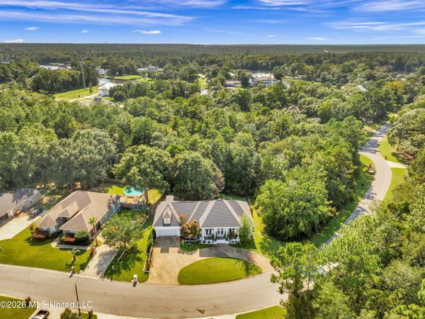 13086 Riverwalk Circle, D'Iberville, MS 39540