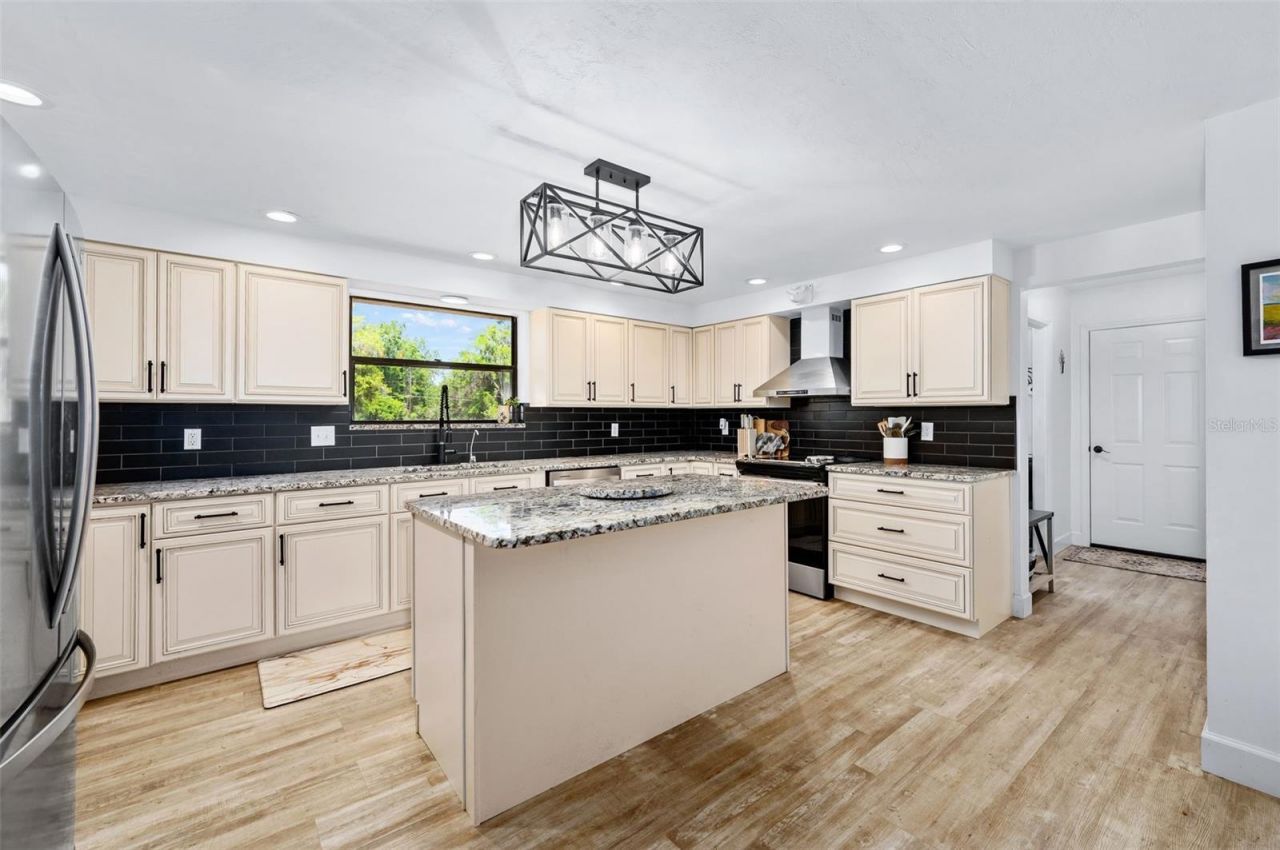 12501 NW 112th Avenue, Alachua, FL 32615 Photo