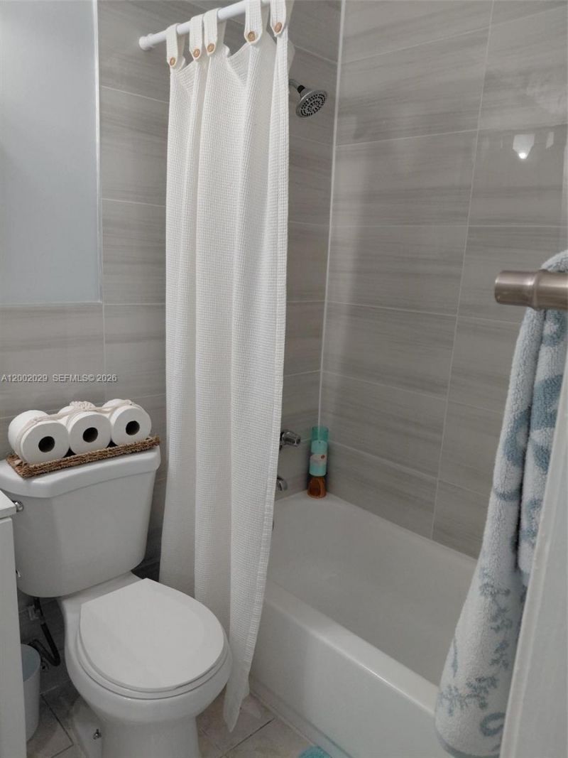 1433 SW 24th Ct , Unit 1, Fort Lauderdale, FL 33315 Photo