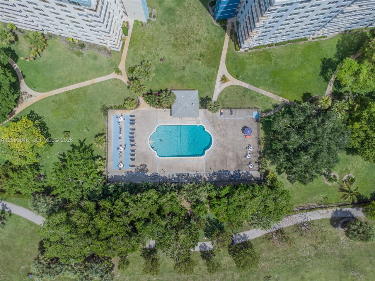 4330 Hillcrest Dr , Unit 1017, Hollywood, FL 33021 Photo