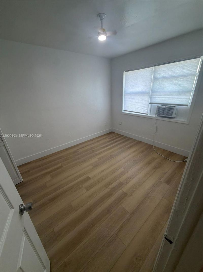 3669 Thomas Ave, Unit 9, Miami, FL 33133 Photo