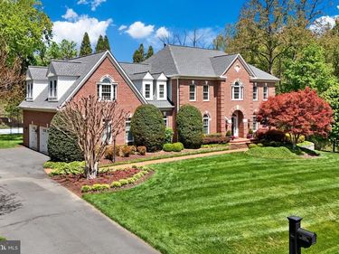1090 MILL FIELD COURT, GREAT FALLS, VA 22066