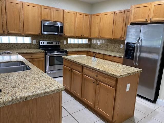 759 Gazetta Way, West Palm Beach, FL 33413 Photo