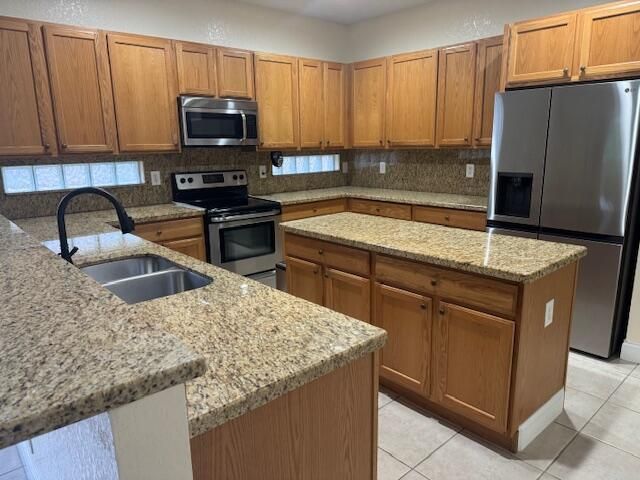759 Gazetta Way, West Palm Beach, FL 33413 Photo