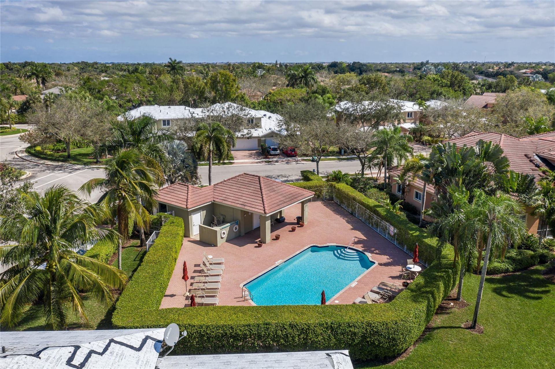 5704 NW 127th Terrace, Coral Springs, FL 33076 Photo