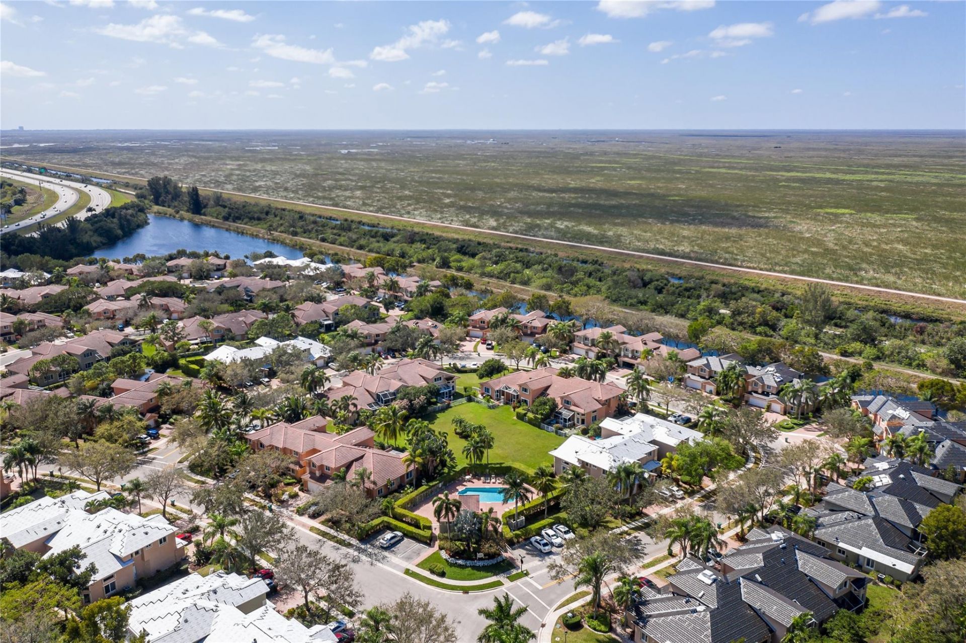 5704 NW 127th Terrace, Coral Springs, FL 33076 Photo