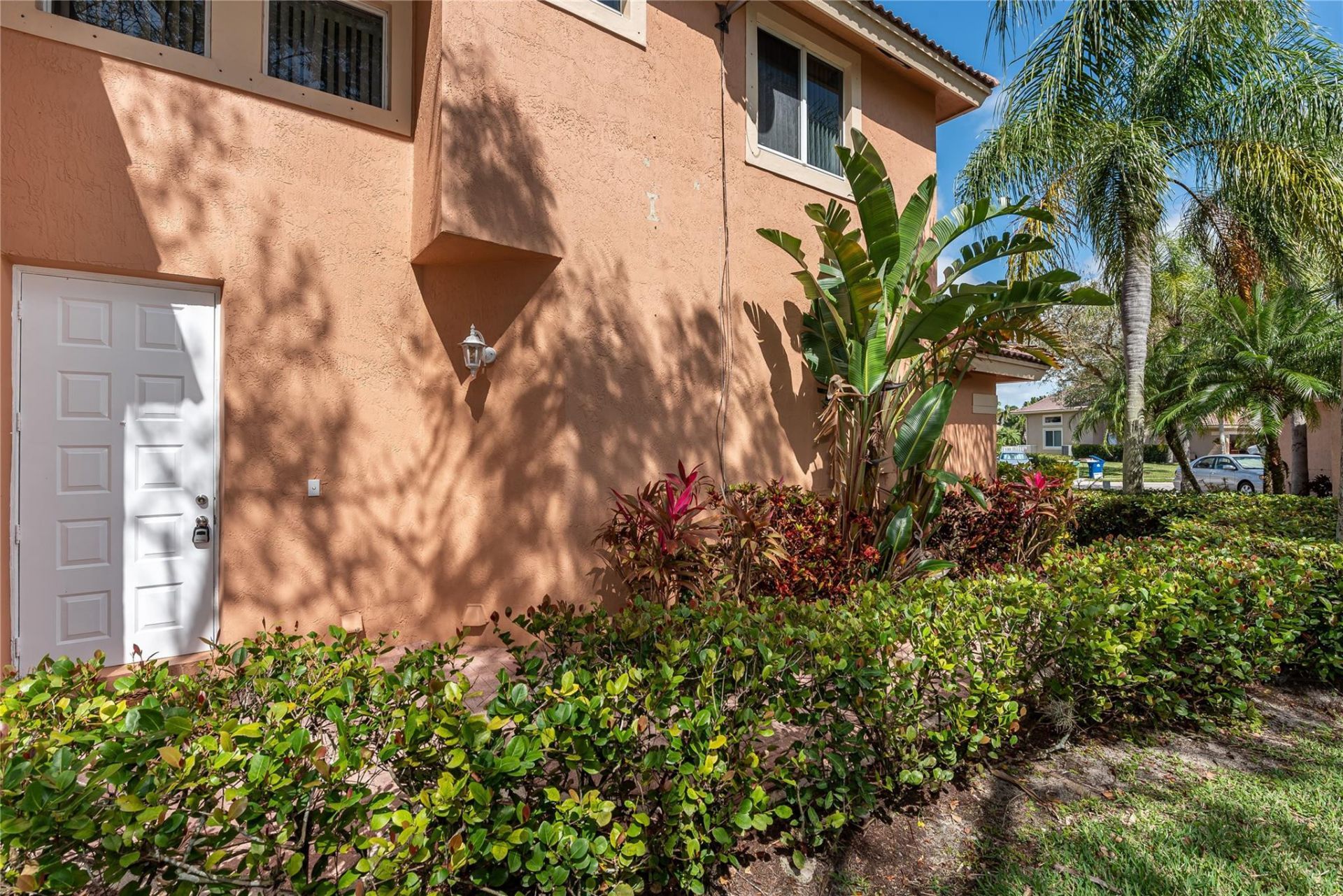 5704 NW 127th Terrace, Coral Springs, FL 33076 Photo