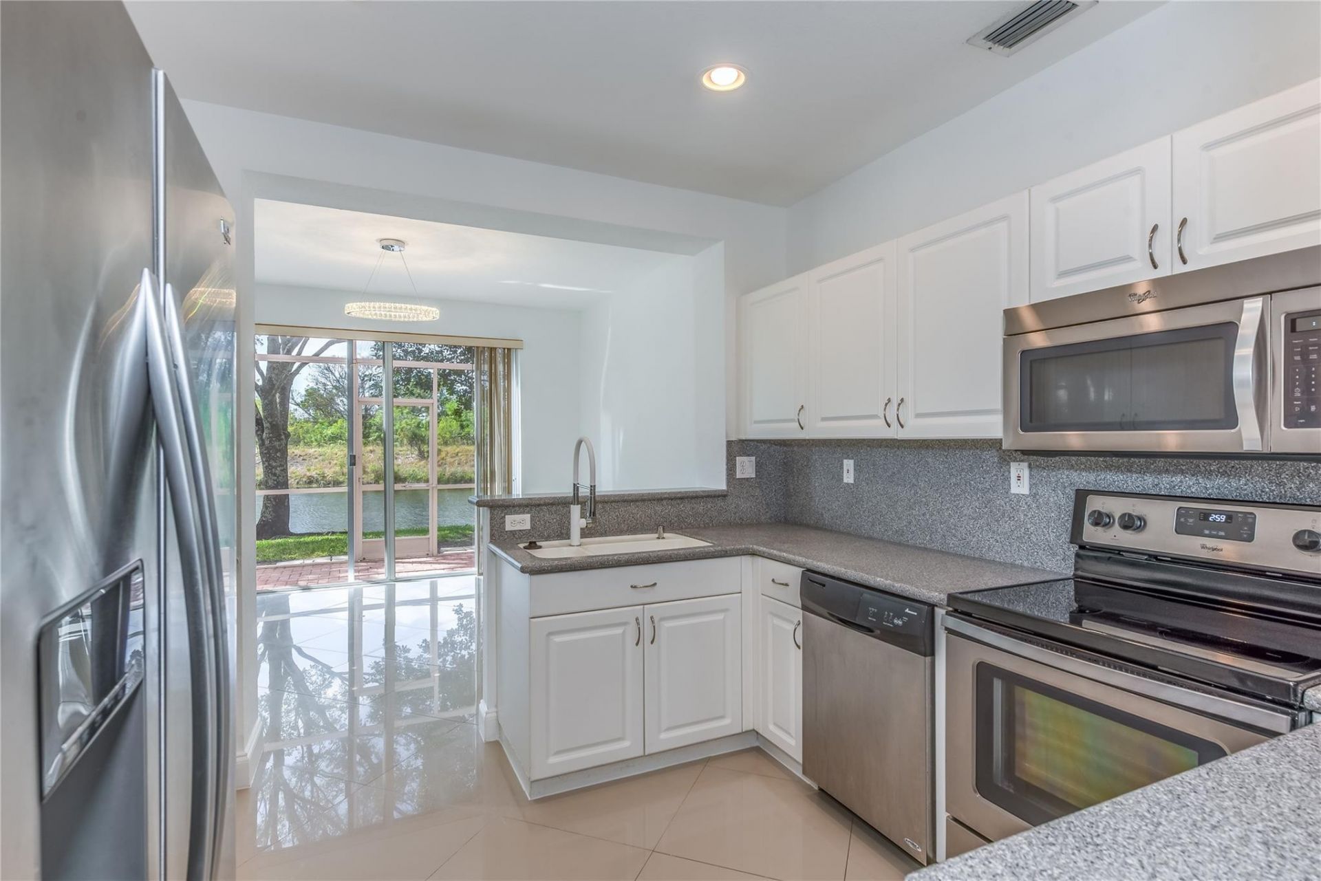 5704 NW 127th Terrace, Coral Springs, FL 33076 Photo