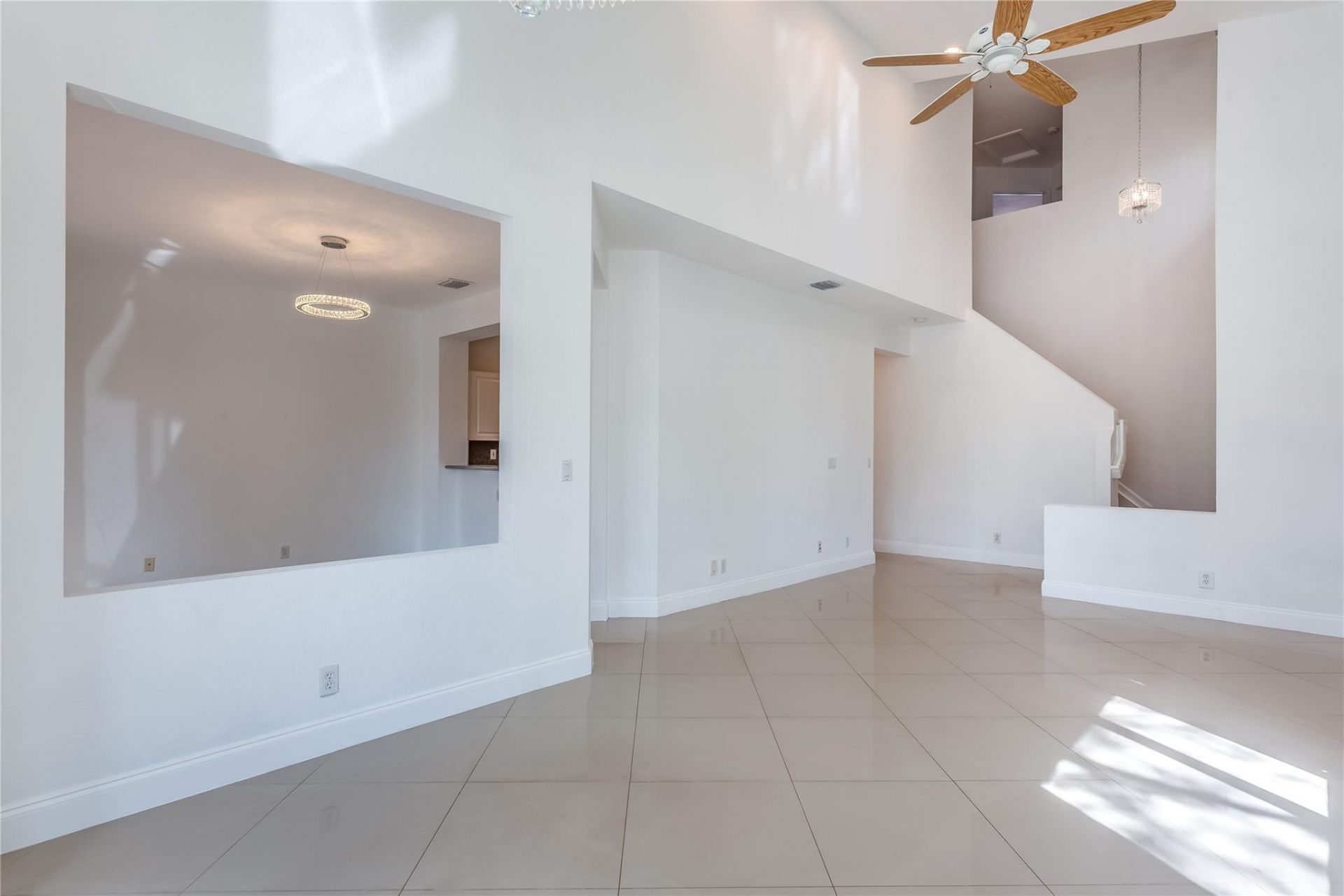 5704 NW 127th Terrace, Coral Springs, FL 33076 Photo