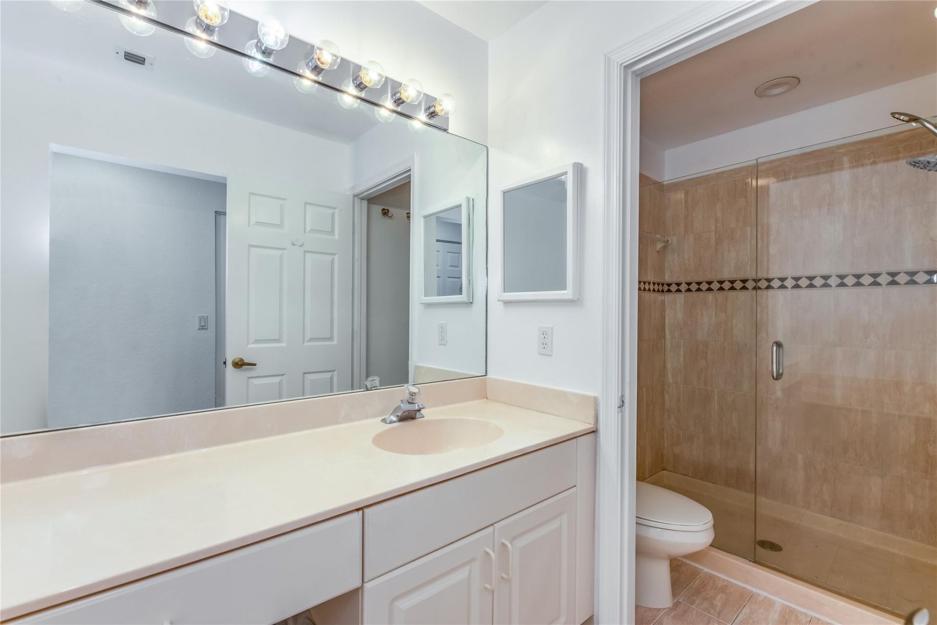 5704 NW 127th Terrace, Coral Springs, FL 33076 Photo