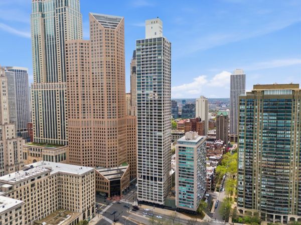 1000 N Lake Shore Plaza , Unit 24C, Chicago, IL 60611