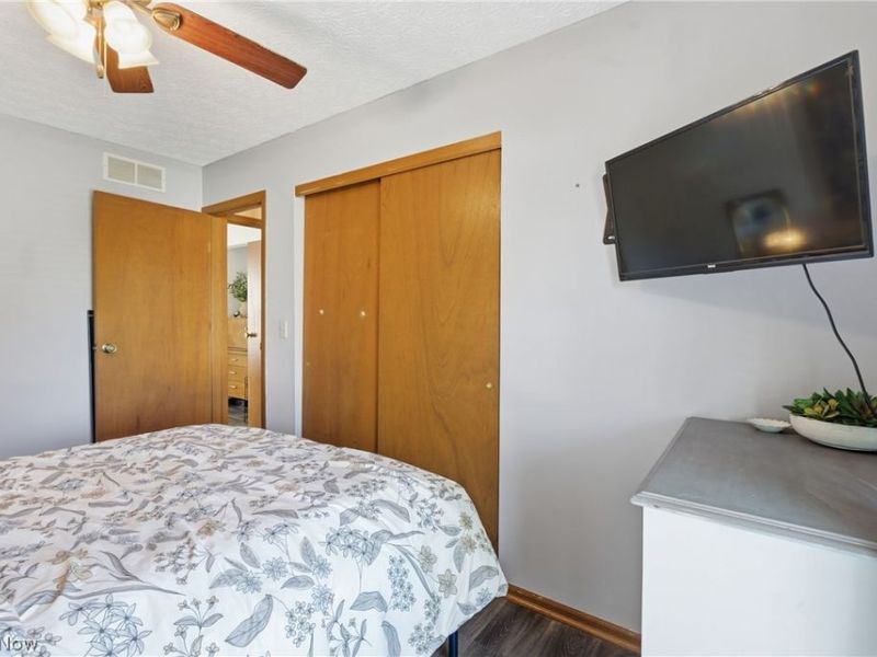 300 Pathfinder Drive, Reynoldsburg, OH 43068 Photo 14