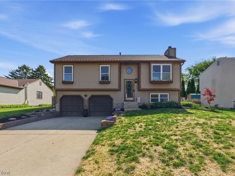 300 Pathfinder Drive, Reynoldsburg, OH 43068 Photo 2