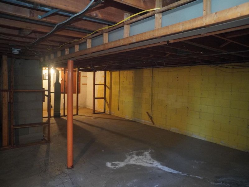 5285 Ridgebury Boulevard, Cleveland, OH 44124 Photo 13