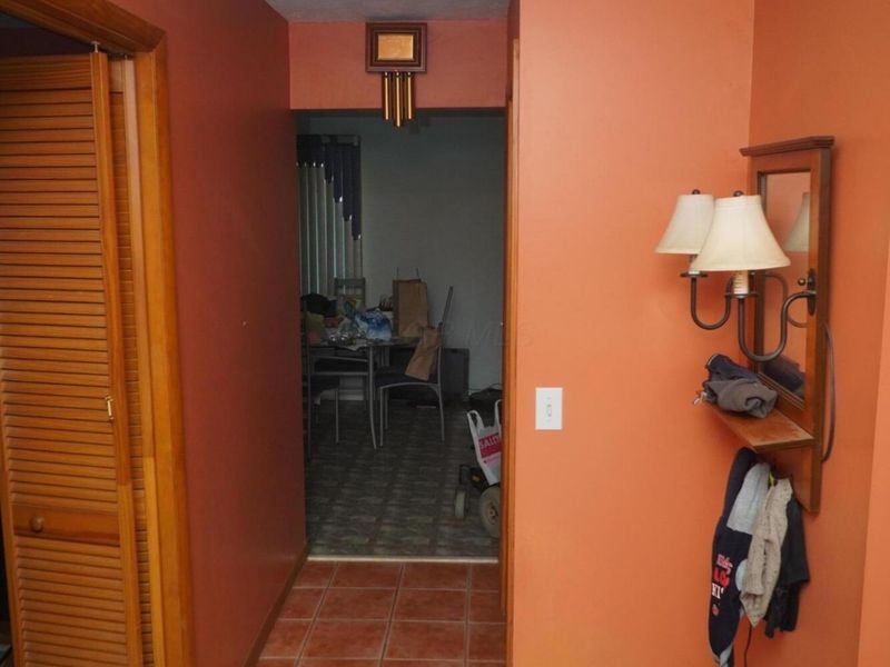 5285 Ridgebury Boulevard, Cleveland, OH 44124 Photo 29