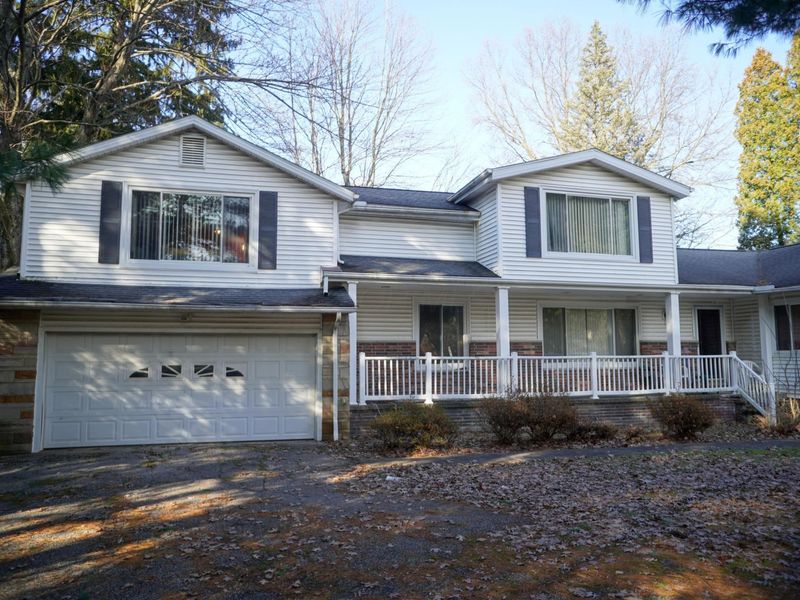 5285 Ridgebury Boulevard, Cleveland, OH 44124 Photo 3