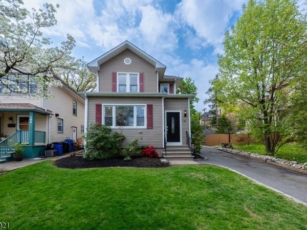 166 Valley Rd, Montclair, NJ 07042