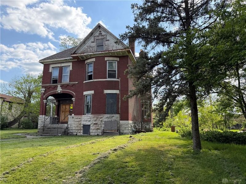 221 Central Avenue, Dayton, OH 45406 Photo 2