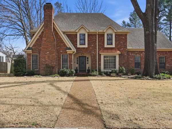 2108 PRESTWICK DR, Germantown, TN 38139