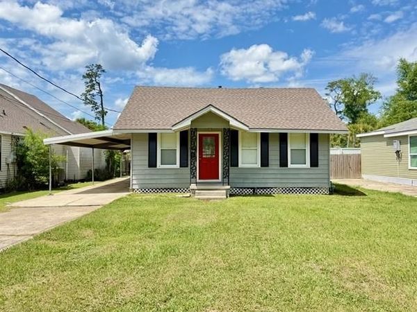 1010 W CHARLES Street , Hammond, LA 70401