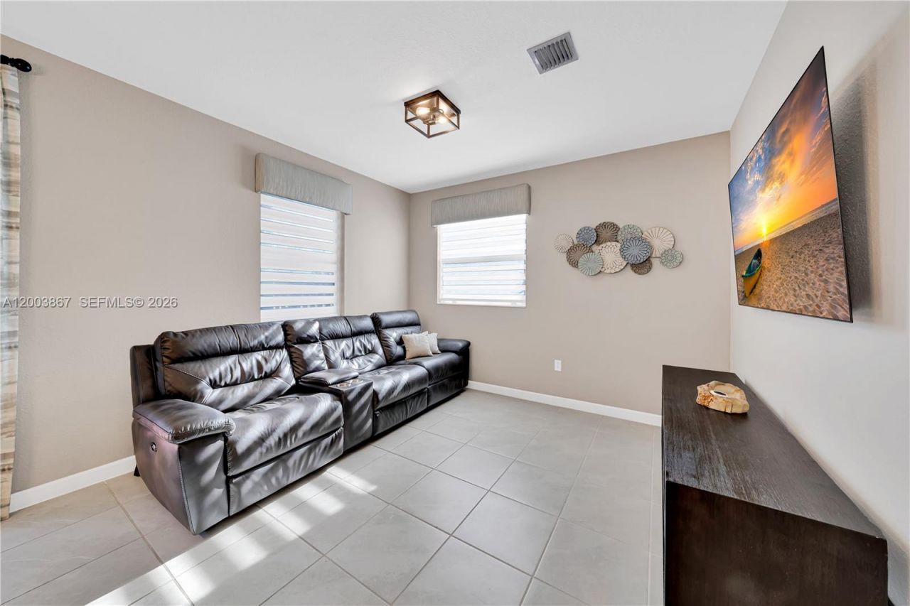 2623 SE 11th St, Homestead, FL 33035 Photo