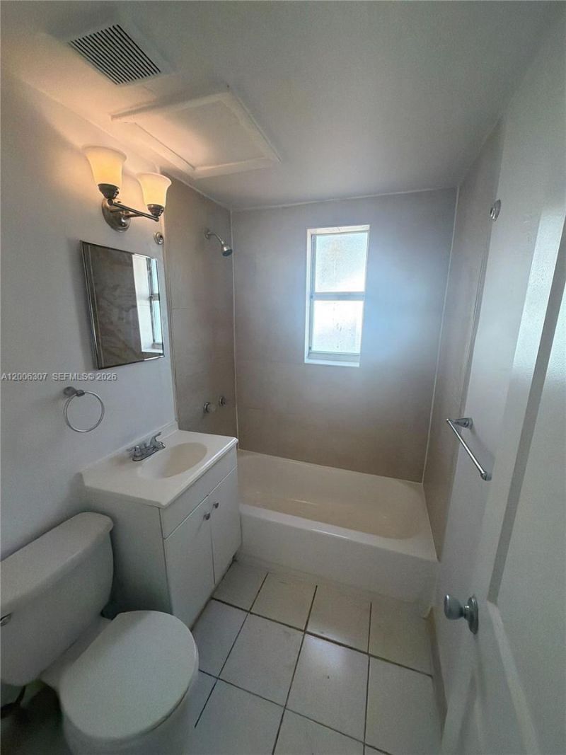 3669 Thomas Ave , Unit 10, Miami, FL 33133 Photo