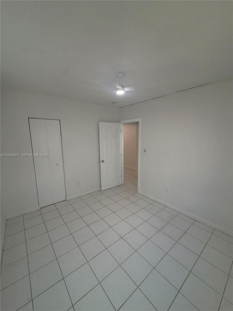3669 Thomas Ave , Unit 10, Miami, FL 33133 Photo