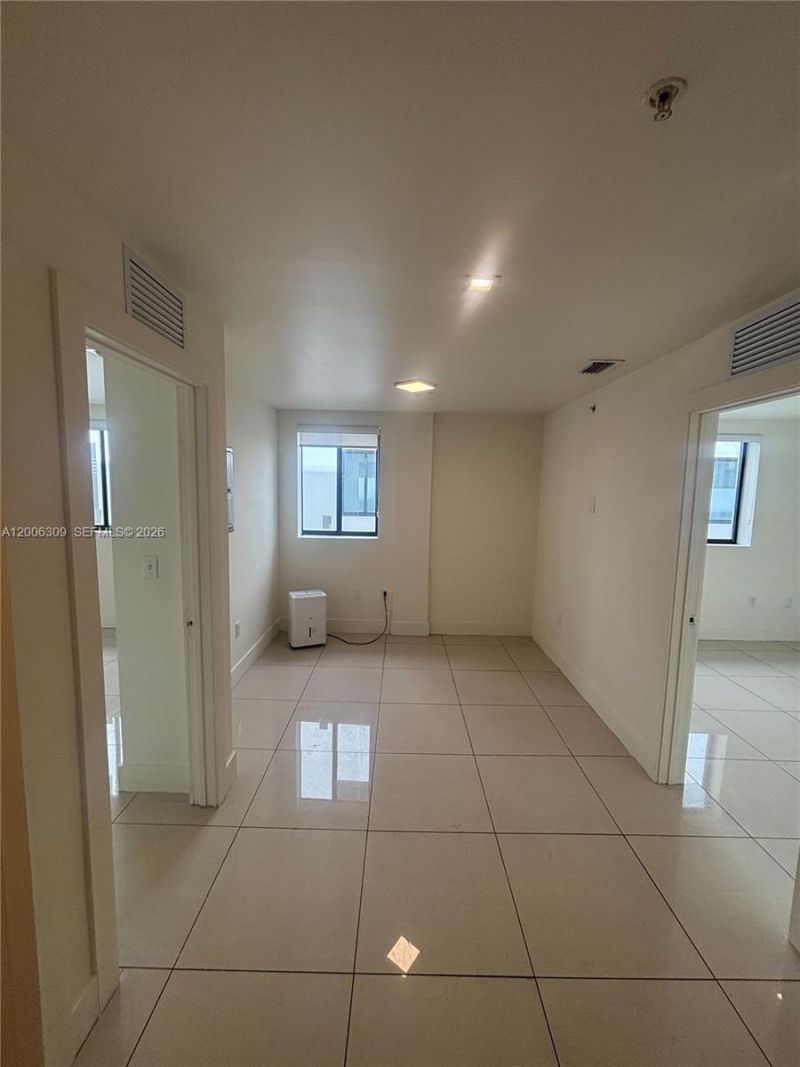 821 SW 18th Ave , Unit 205, Miami, FL 33135 Photo