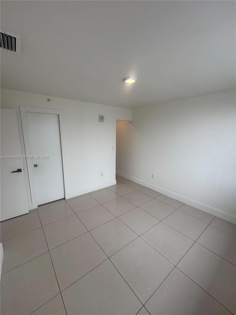 821 SW 18th Ave , Unit 205, Miami, FL 33135 Photo