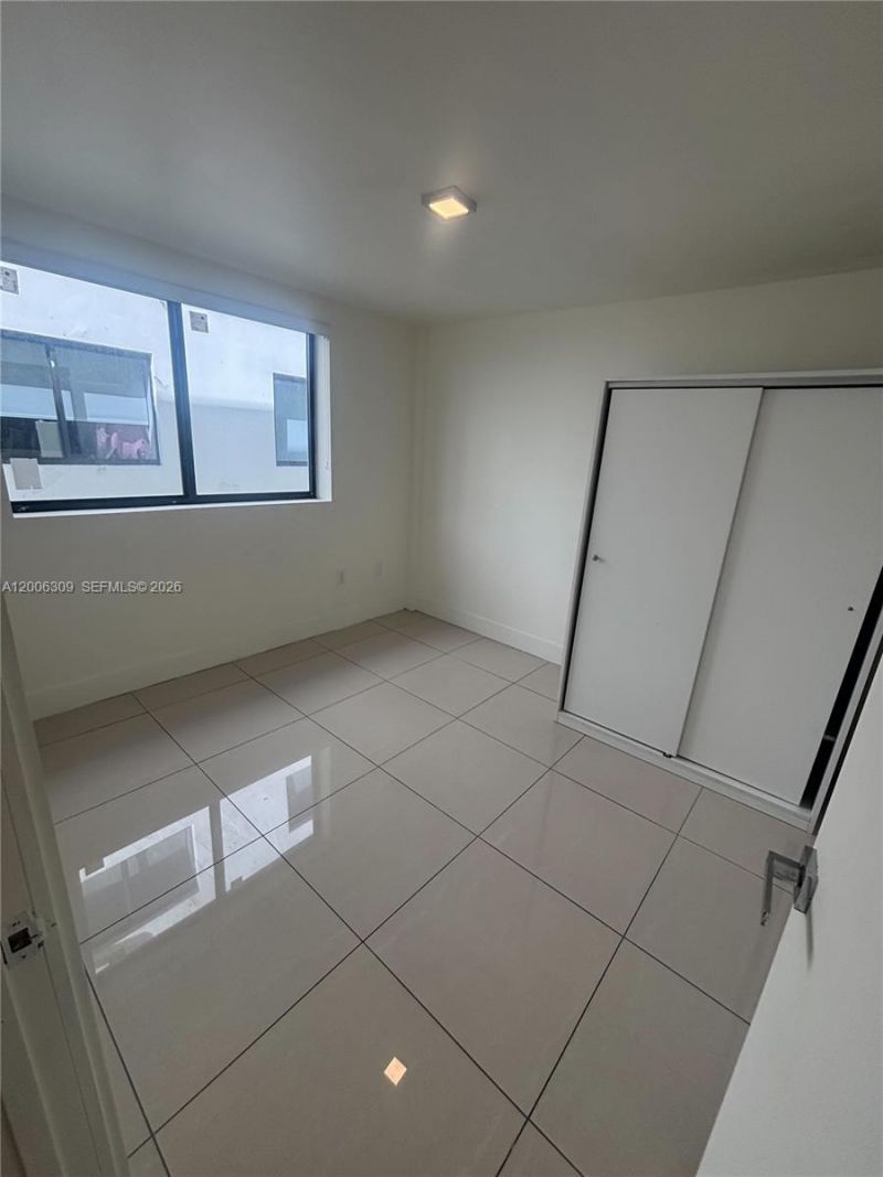 821 SW 18th Ave , Unit 205, Miami, FL 33135 Photo