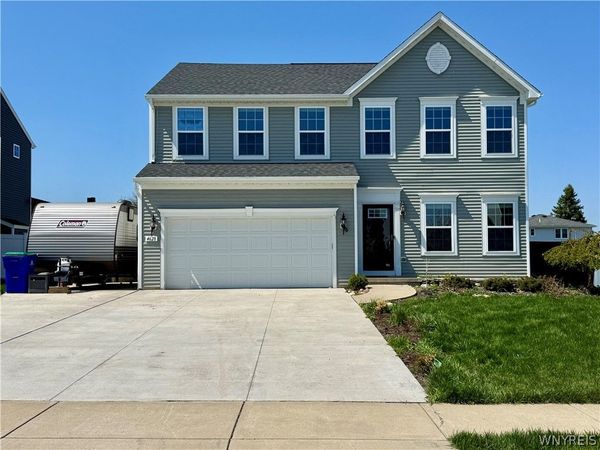 4628 Logans Lane, Hamburg, NY 14075