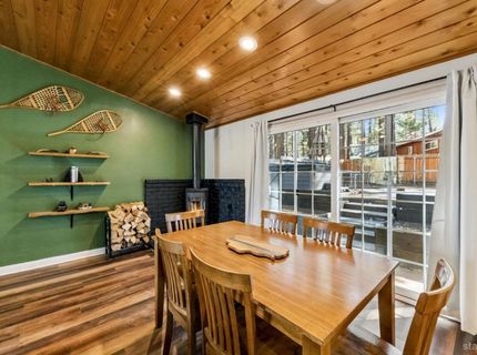 1320 Chinquapin Drive, South Lake Tahoe, CA 96150 Photo
