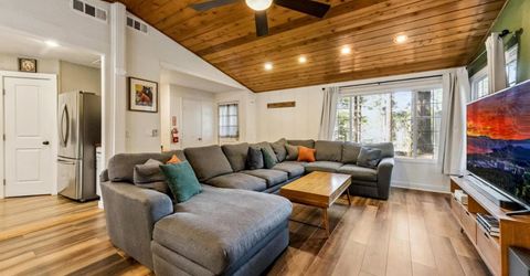 1320 Chinquapin Drive, South Lake Tahoe, CA 96150 Photo