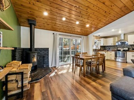 1320 Chinquapin Drive, South Lake Tahoe, CA 96150 Photo