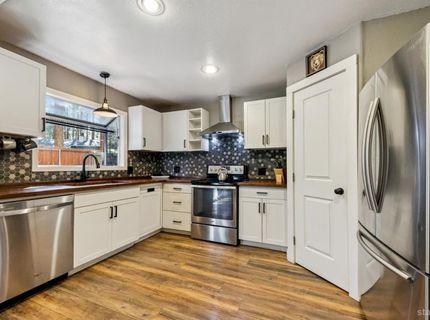 1320 Chinquapin Drive, South Lake Tahoe, CA 96150 Photo