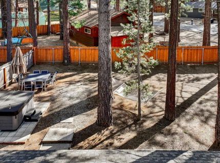 1320 Chinquapin Drive, South Lake Tahoe, CA 96150 Photo
