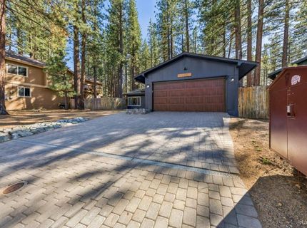 1320 Chinquapin Drive, South Lake Tahoe, CA 96150 Photo