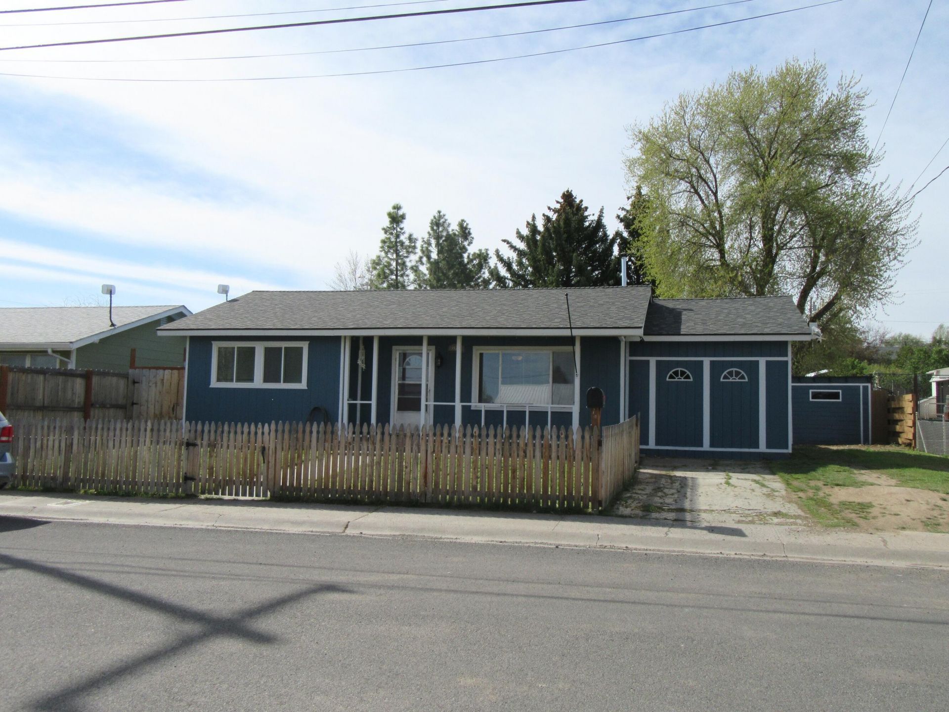 907 W 3rd Street Alturas, CA 96101