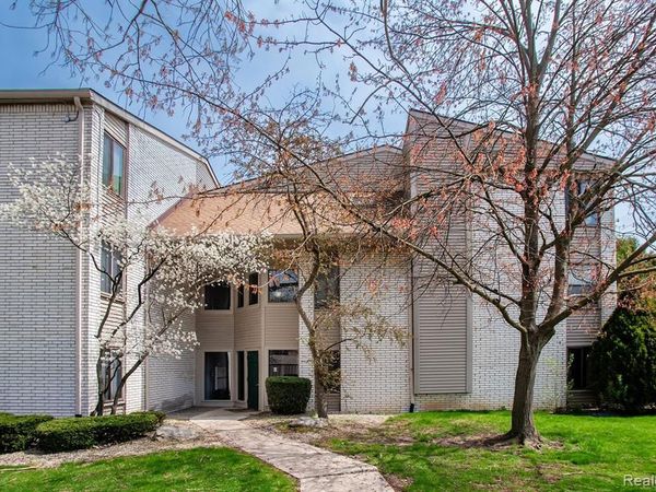 31993 W 12 Mile Road , Farmington Hills, MI 48334