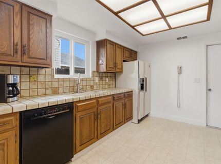 8209 Cottongin Way, Sacramento, CA 95828 Photo