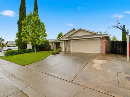 8209 Cottongin Way, Sacramento, CA 95828 Photo