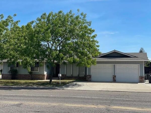 2790 N Olive Ave, Turlock, CA 95382