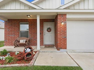 412 Falling Star Drive, Fort Worth, TX 76052