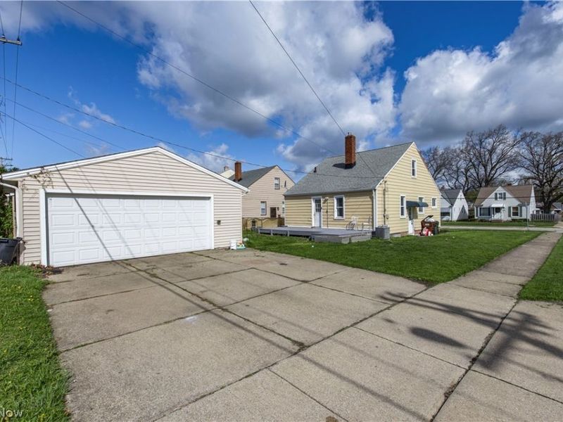 3303 Liggett Drive, Parma, OH 44134 Photo 24