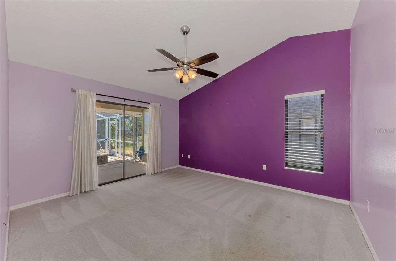 7805 38th Court E, Sarasota, FL 34243 Photo