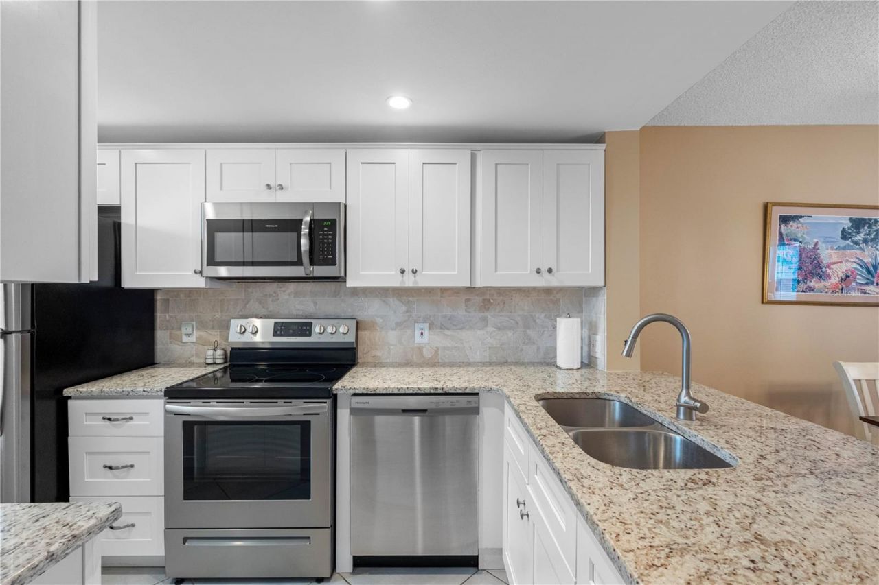 19701 Gulf Boulevard, Unit 307, Indian Shores, FL 33785 Photo