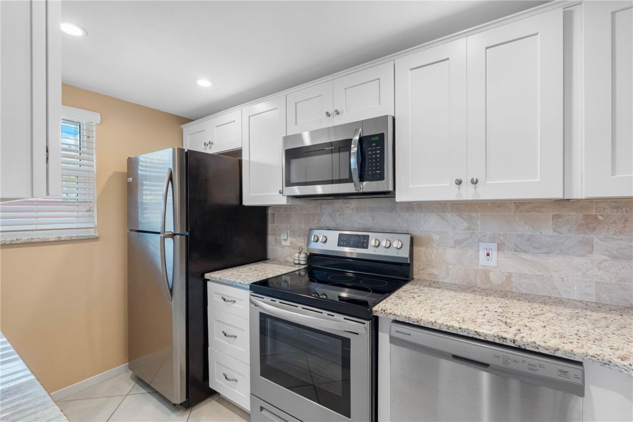 19701 Gulf Boulevard, Unit 307, Indian Shores, FL 33785 Photo