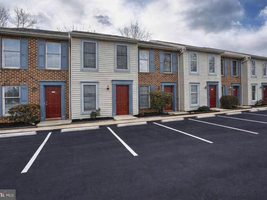 221 N Duke Street, Hummelstown, PA 17036 Main Photo