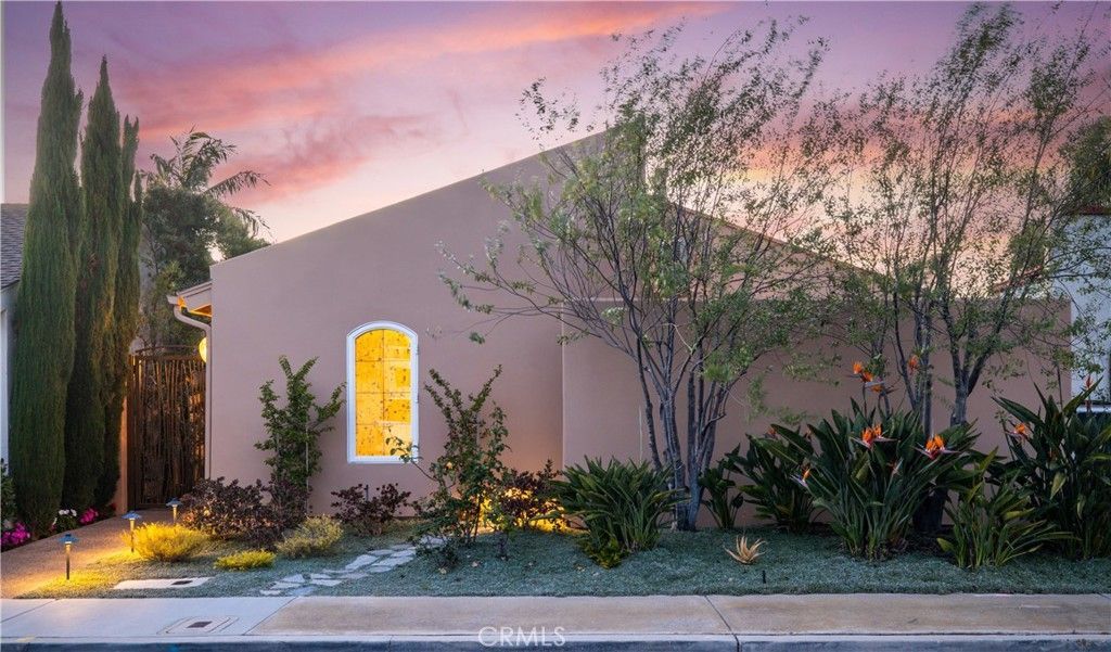 377 Galleon Way, Seal Beach, CA 90740 Main Photo