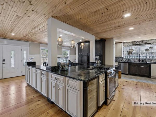 15 Pepperell Road, Brookline, NH 03033